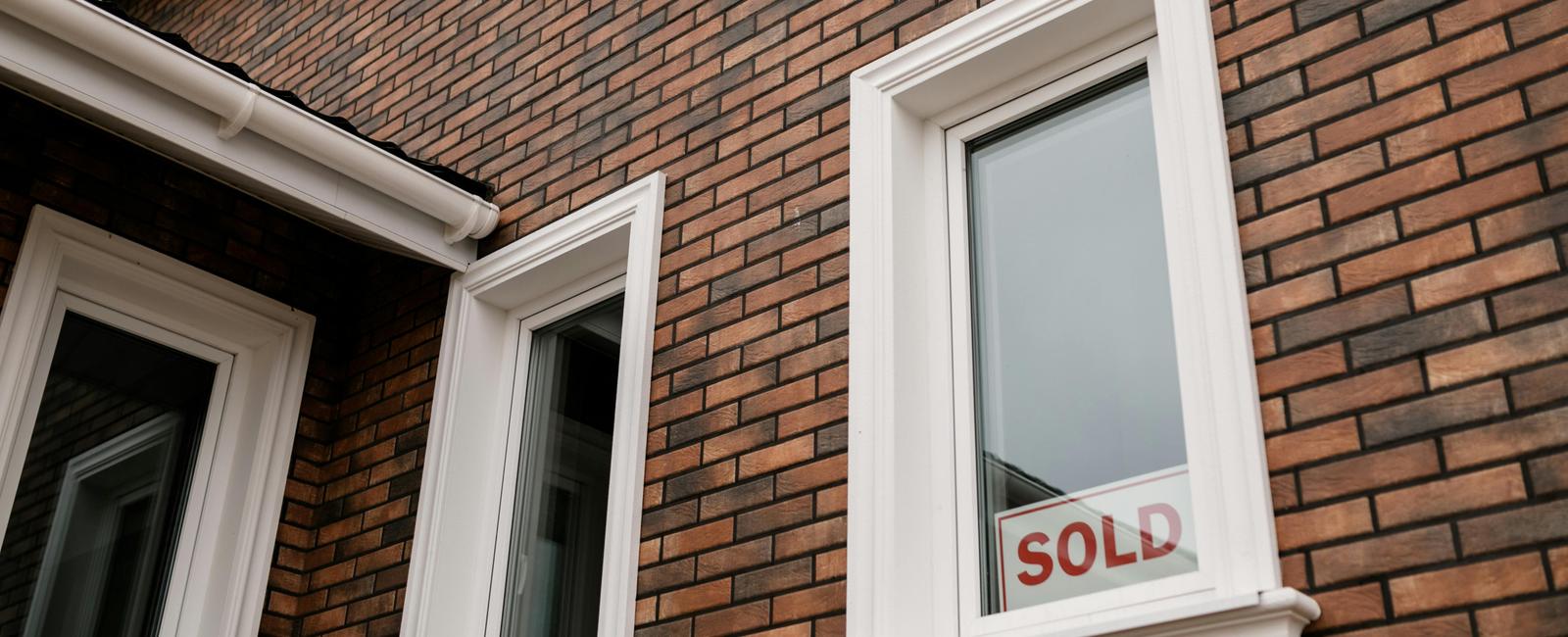 How to Invest $100,000 in 2026 [Complete Portfolio Guide]