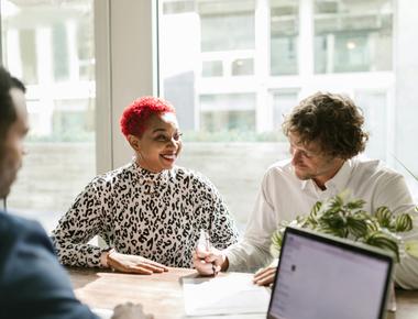 How to Become a Freelance Writer in 2026 [Complete Beginner's Guide]