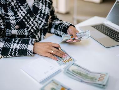 Dividend Investing for Beginners in 2026 [Build Passive Income With Stocks]