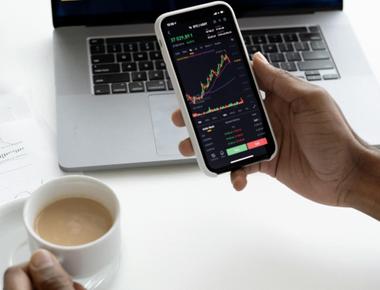 How to Invest $1,000 in 2026 [8 Smart Options for Every Goal]