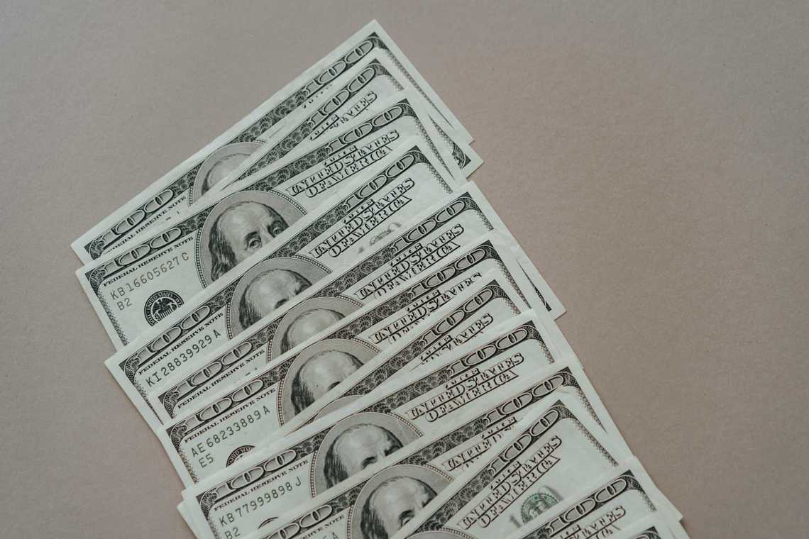 *How to invest 10000 dollar*