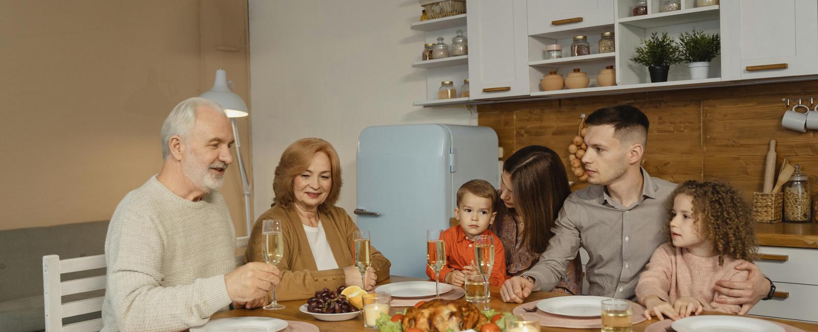 Social Security Survivor Benefits in 2026 [Who Qualifies, How Much & How to Apply]